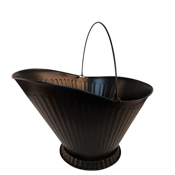 Black Wood Stove Ash Bucket Coal Container Ribbed Metal Bucket With Handle Decor - Picture 7 of 8